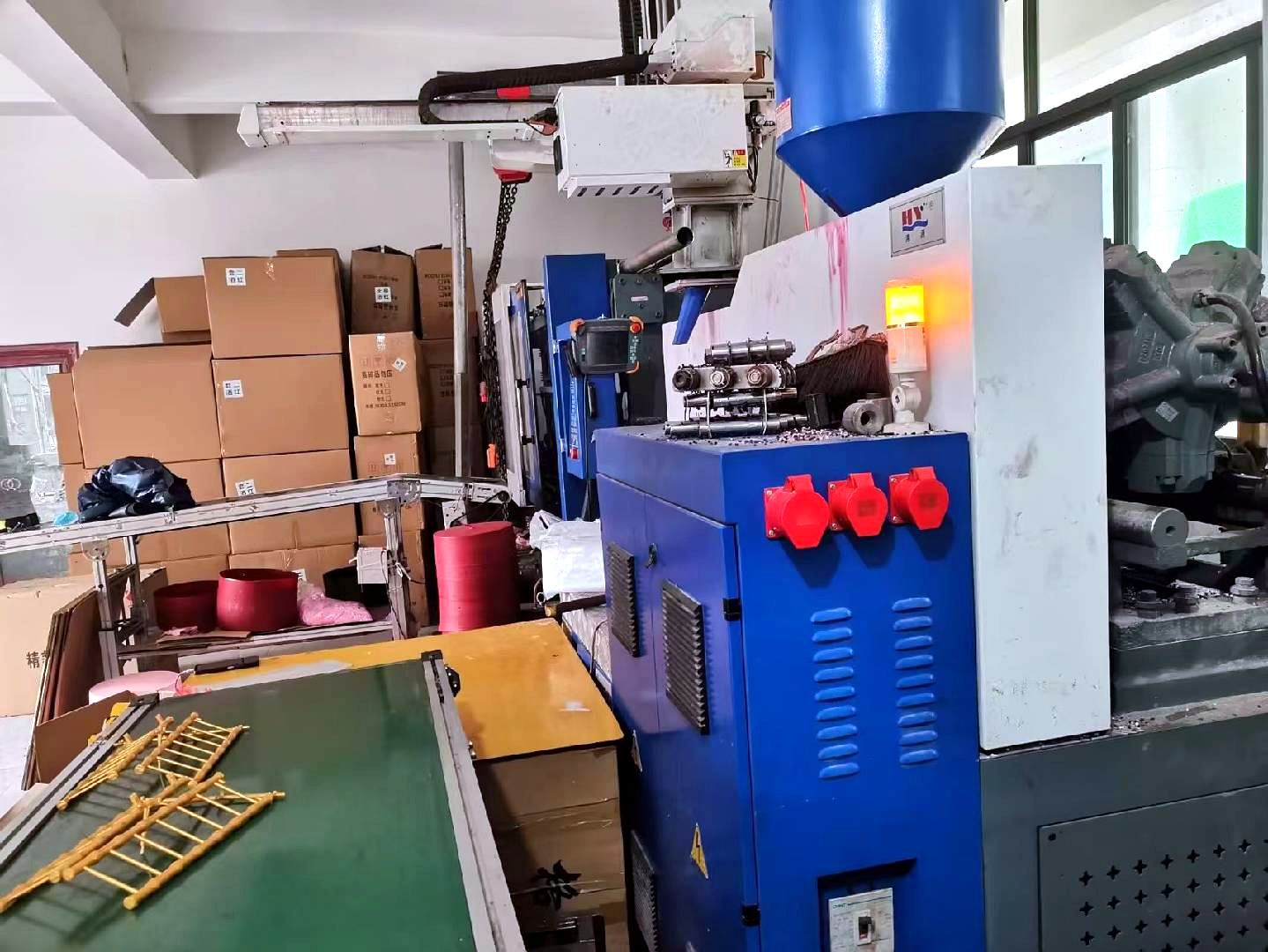 Haipu used injection molding machine - rear view